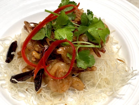 Thai Restaurant 'Bussaba' Opens On Irving Street