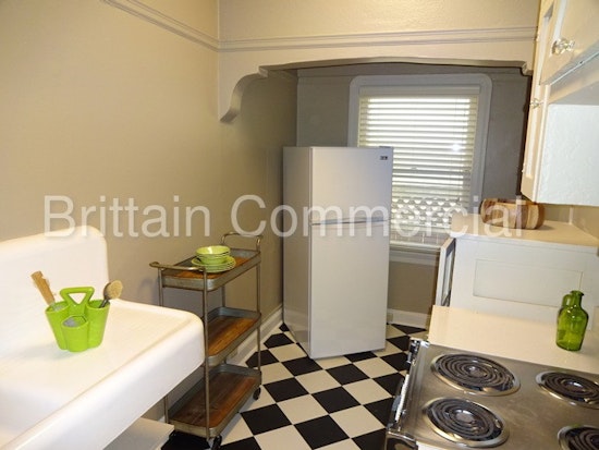 What Will $1,300 Rent You In Midtown / Winn Park / Capital Avenue, Right Now?