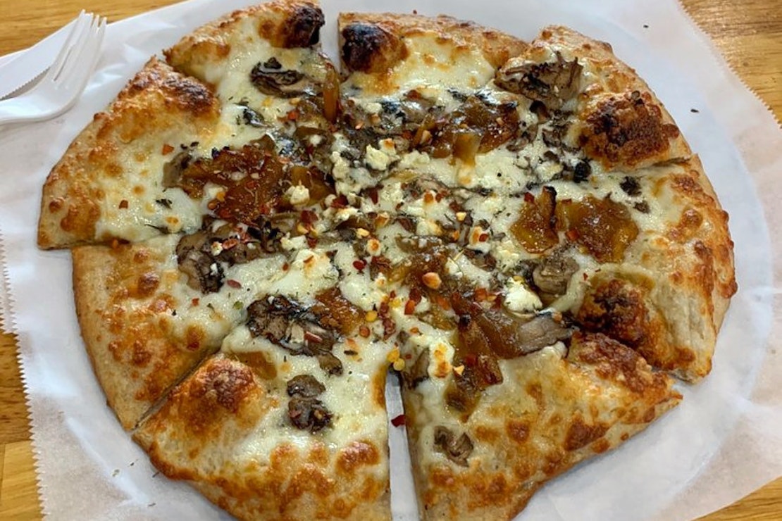 Virginia Beach's 5 top spots to score pizza on a budget