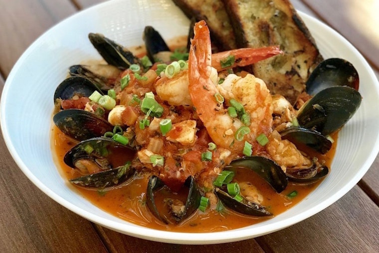 Delve into Plano's top 4 seafood spots