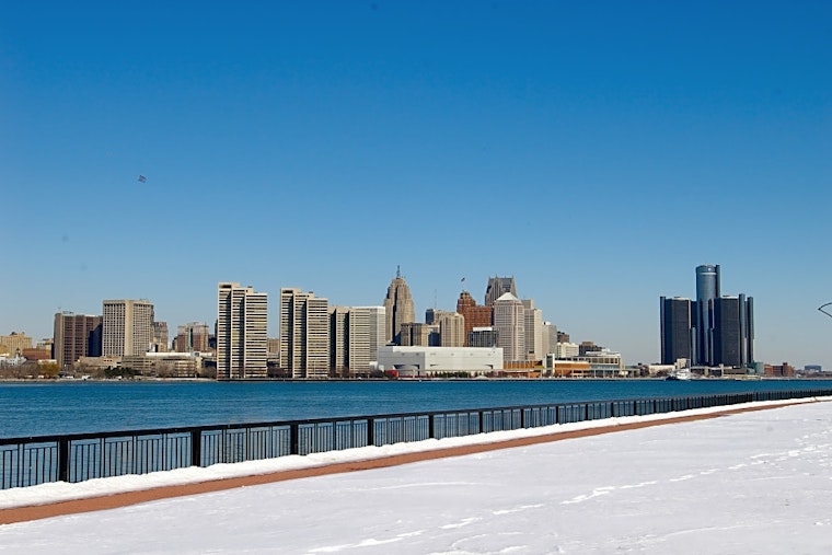 Top Detroit news: Police seek driver who hit patrol car, fled; broken elevators at Penobscot; more