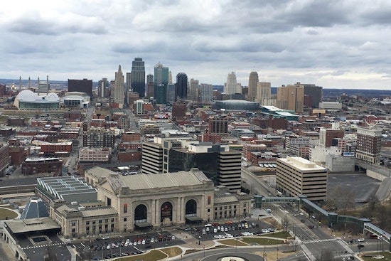 Top Kansas City news: City buses to be Safe Places for teens; Halloween fright sites readied; more
