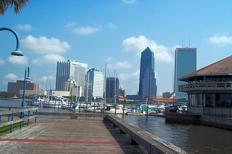 Top Jacksonville news: Bank robbery suspects apprehended; man accused of trafficking meth; more