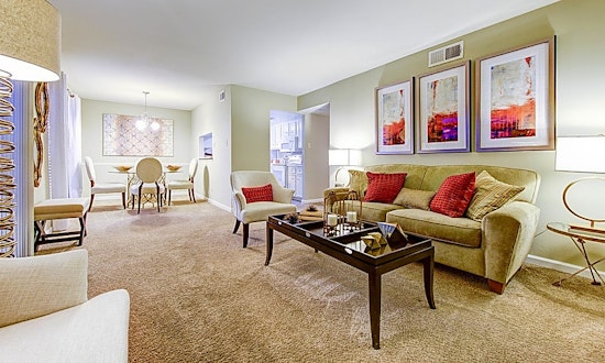 Budget apartments for rent in Greater Uptown, Houston
