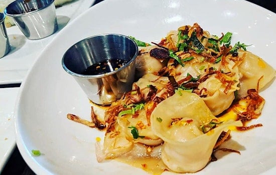 New gastropub District 6 now open in Rock Creek Lexington Road
