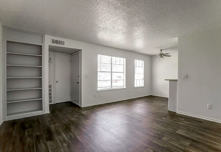 Renting in Oklahoma City: What's the cheapest apartment available right now?