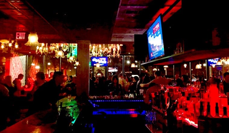 'The White Bull Tavern' Makes Downtown Debut