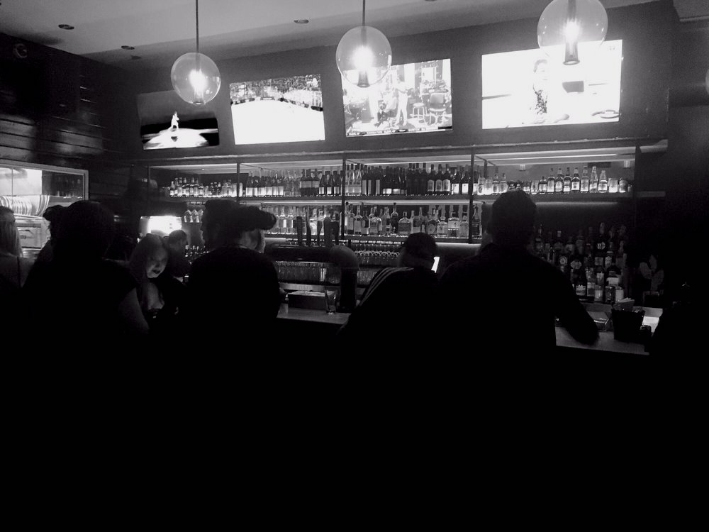 The 'Elbow Room' Brings Pizza & More To Hollywood