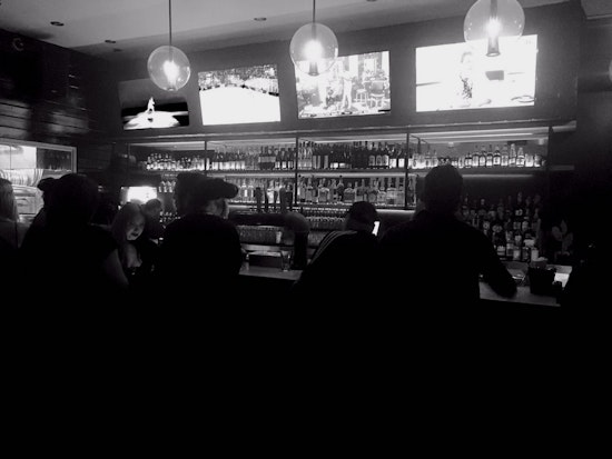 The 'Elbow Room' Brings Pizza & More To Hollywood