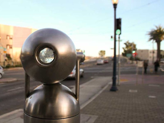 Through the Looking Glass: The Story Behind Octavia's 'Ghinlon/Transcope'