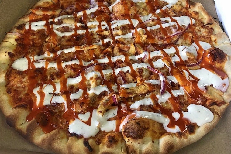 Find pizza and more at new Van Nuys Pizza & Chicken