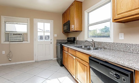 Apartments for rent in Riverside: What will $2,000 get you?