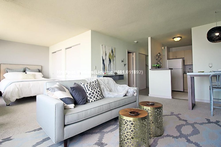 What Will $1,500 Rent You In Near South Side, Right Now?