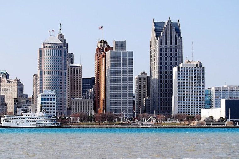 Top Detroit news: GM-union talks take turn for worse; store security guard accused in 2 shootings