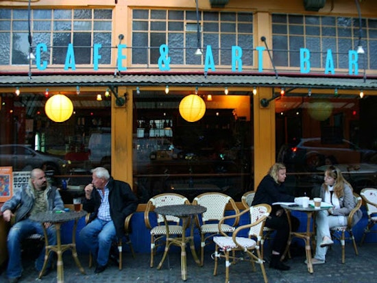 Momi Toby's Closes For Renovations