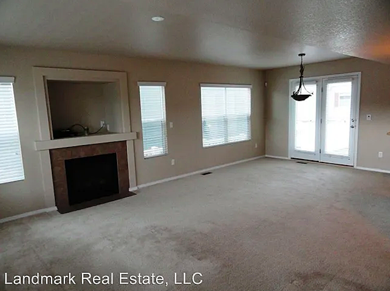 What apartments will $1,700 rent you in Powers, this month?