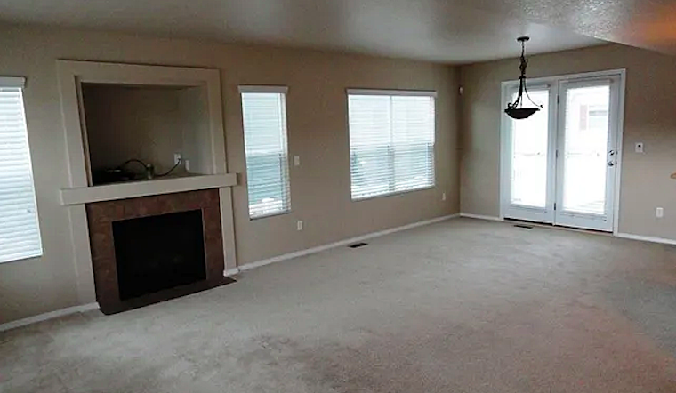What apartments will $1,700 rent you in Powers, this month?