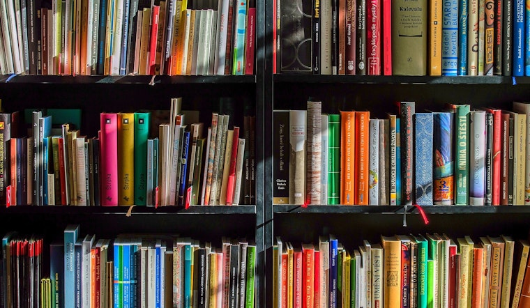 Top Fort Worth news: Libraries waive fines; man shot 4 times in stable condition; more