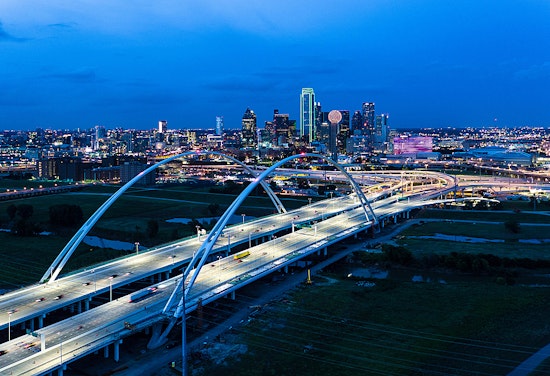 Top Dallas news: Mobile food pantries to bring healthy options; guard kills armed suspect; more