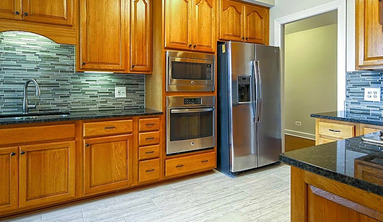 The cheapest apartments for rent in Lake View East, Chicago