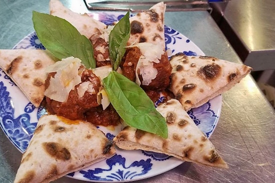 Char'd City brings pizza and more to Hamilton-Lauraville