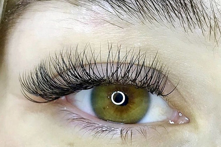 The 4 best eyelash service spots in Santa Ana