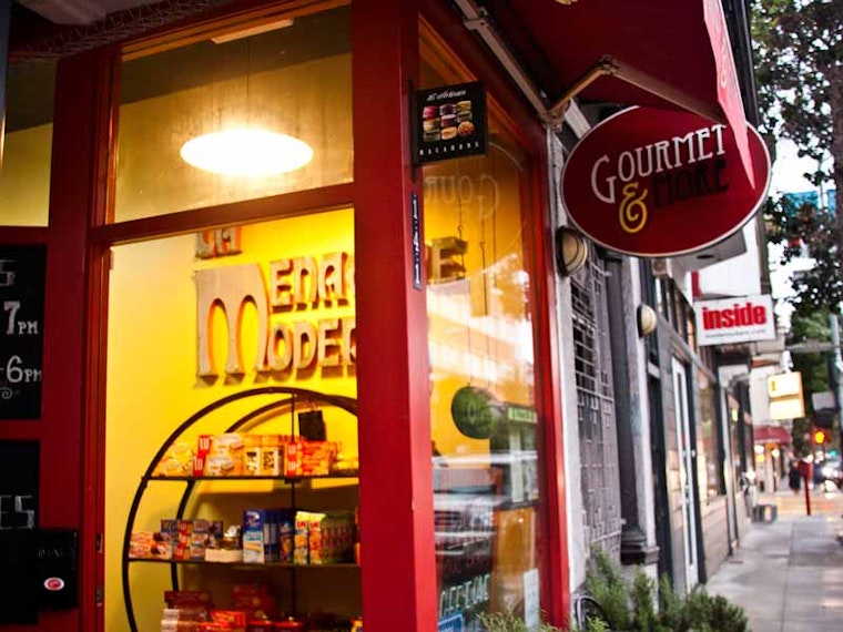 Gourmet & More: Bacon and Bubbles Happy Hour Thursday