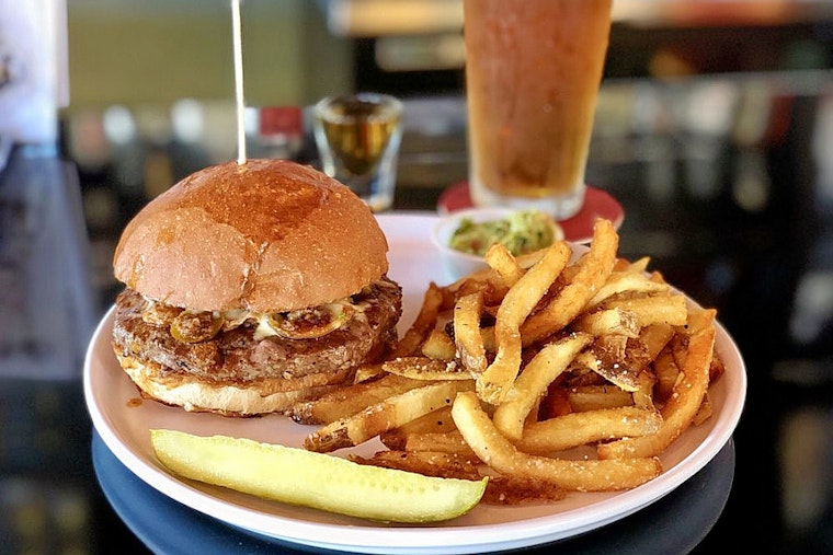 Milwaukee's 4 top spots for budget-friendly burgers