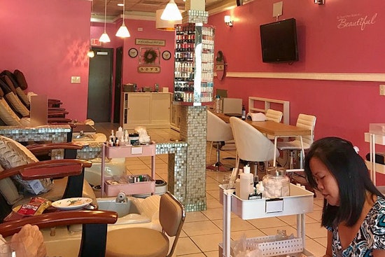 New salon, Chicness Nails, offers natural skin care and more