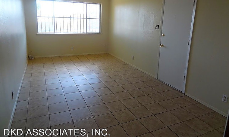 What apartments will $1,000 rent you in Northeast El Paso, right now?