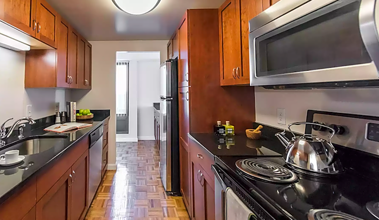 What apartments will $2,800 rent you in Mid-Cambridge, today?