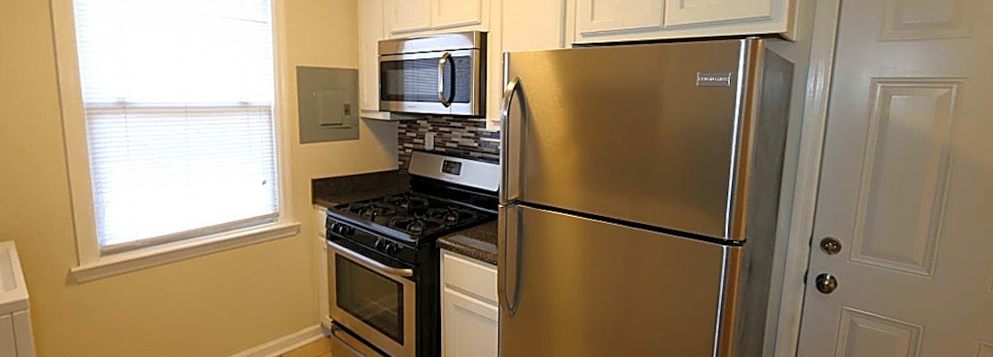What apartments will $800 rent you in Berclair-Highland Heights, today?