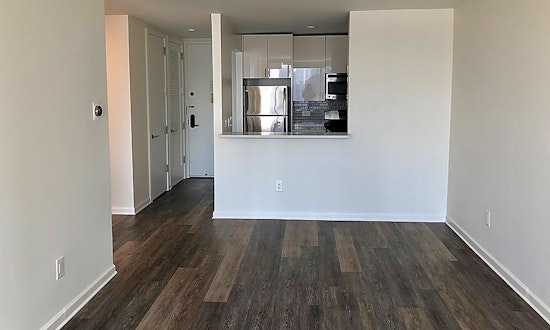 What apartments will $4,000 rent you in Hell's Kitchen, this month?