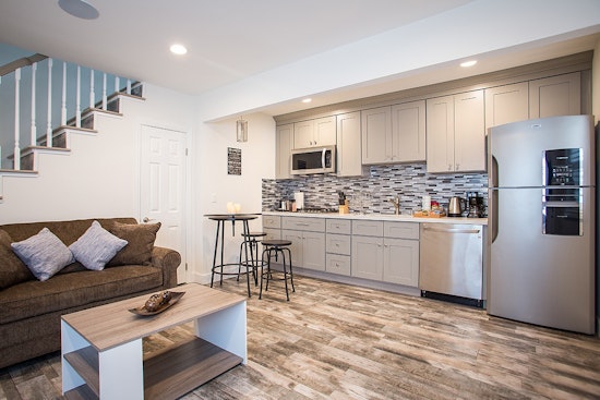 What's The Cheapest Rental Available In Hollywood Hills, Right Now?