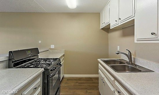 Apartments for rent in Anaheim: What will $1,400 get you?