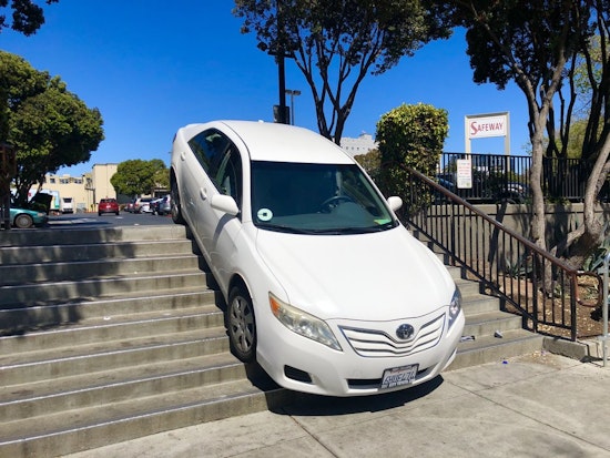 Uber Driver Gets Stuck At Church & Market Safeway [Updated]