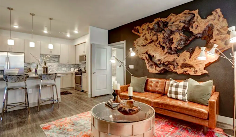 Apartments for rent in Aurora: What will $2,100 get you?