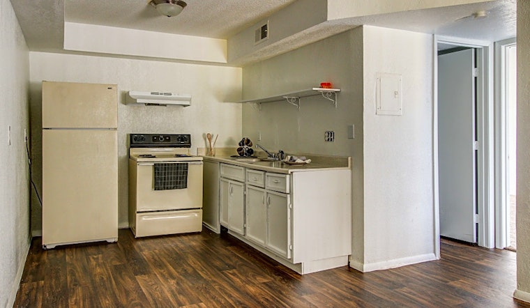 The cheapest apartments for rent in Alhambra, Phoenix