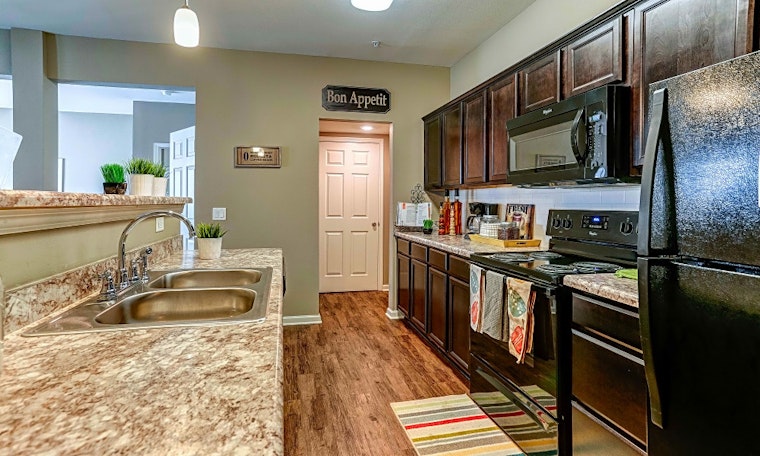 Budget apartments for rent in Four Corners, Nashville