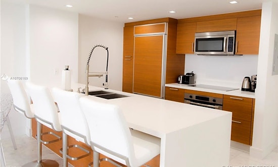 What apartments will $2,800 rent you in Downtown, right now?