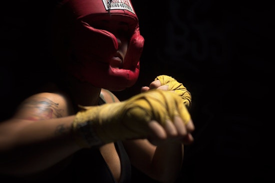 Top Kansas City news: 6 escape temporary jail, 1 dies; free boxing classes for urban kids; more