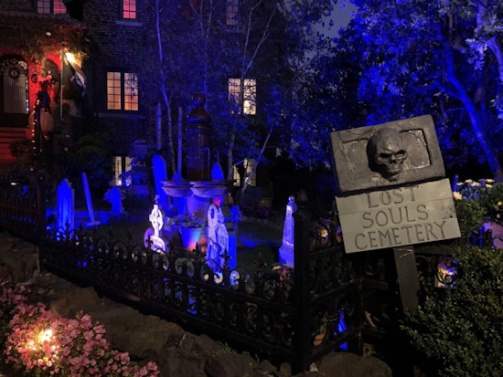 Tombstones, severed heads and more: 2 Castro-area homes go all out with their Halloween displays