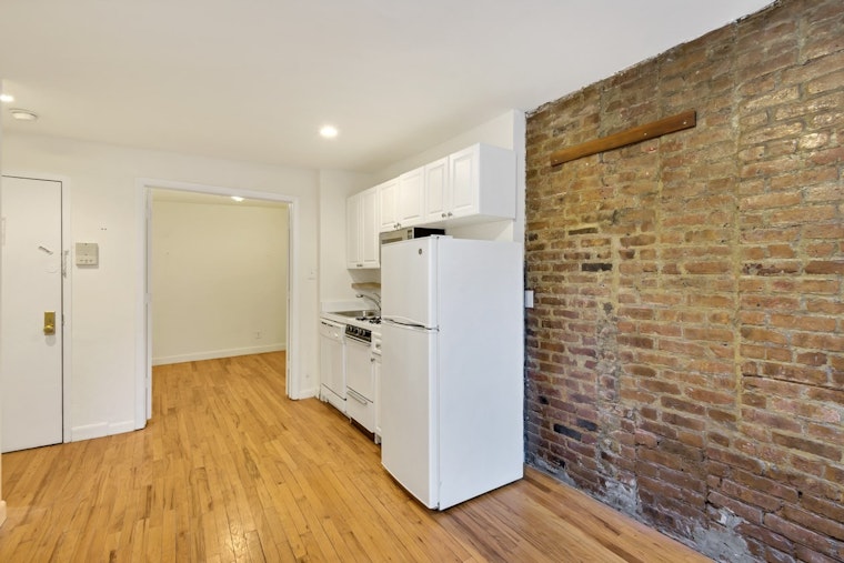 Check Out Today's Cheapest Rentals In the West Village, New York City