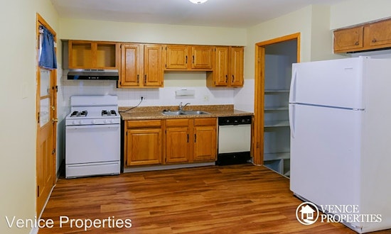 Apartments for rent in Columbus: What will $1,800 get you?