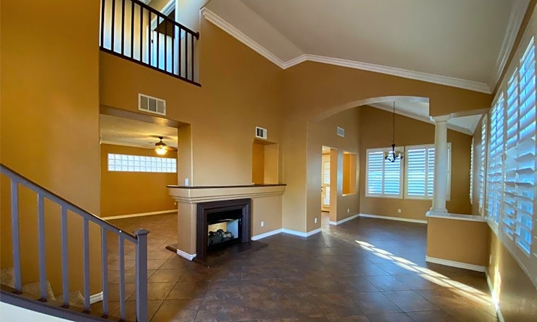 What apartments will $1,900 rent you in Summerlin North, today?