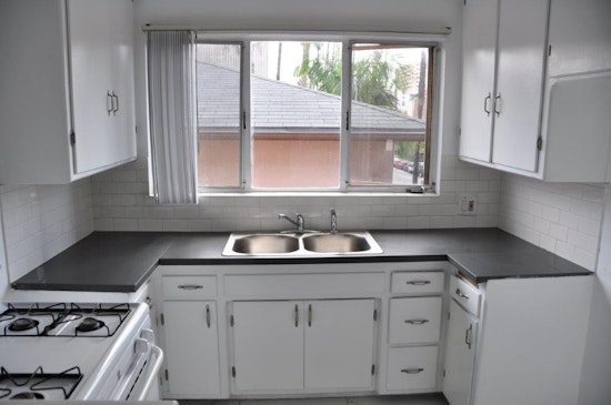 9 Los Angeles Apartments For $1,500/Month Or Less (Hint: 2 Are Pet-Friendly)