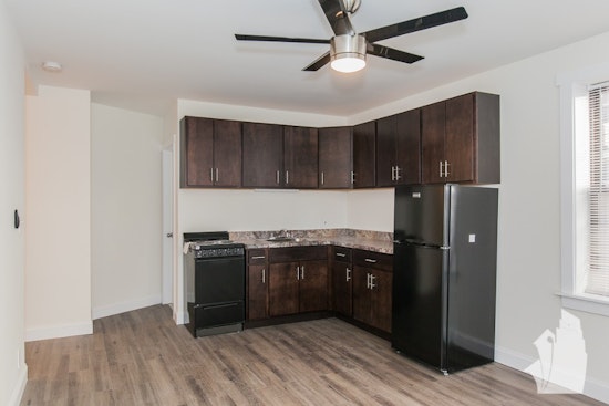 9 Chicago apartments in bike friendly neighborhoods for $1,300/month