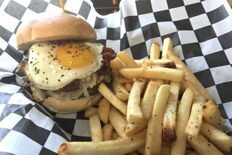 New Bridesburg cafe is called 'neighborhood treasure'