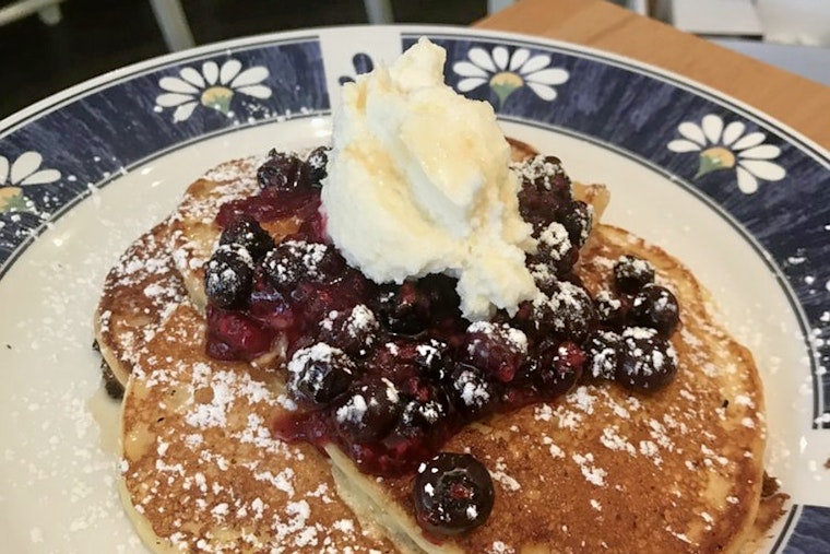 '7 Plates Cafe' debuts in Lincoln Park with European-inspired fare