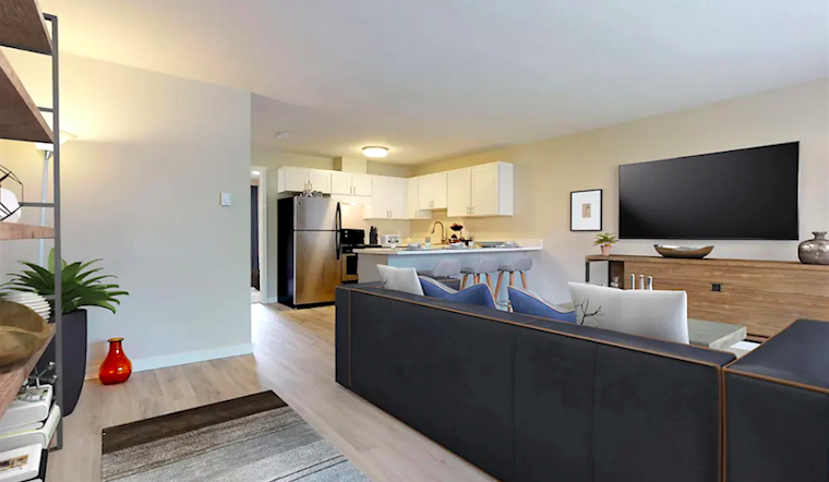 What apartments will $1,600 rent you in Lake City, right now?